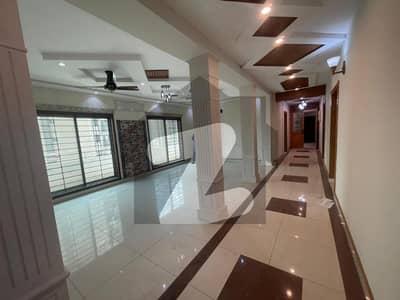 10 Marla Full Renovated 3 Bedroom Apartment Available For Sale in Askari 11 sector B Lahore Cantt