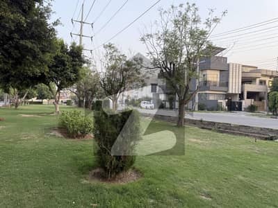 لیک سٹی میڈوز لاہور میں 5 مرلہ رہائشی پلاٹ 60.0 لاکھ میں برائے فروخت۔