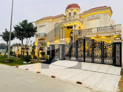 26 Marla Modern House For Sale in Dha Phase 8 With Full Basment Pool and Theater. 26 Marla Modern House For Sale in Dha Phase 8 With Full Basment Pool and Theater.