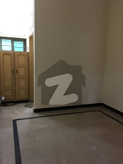 جی ۔ 11 اسلام آباد میں 2 کمروں کا 8 مرلہ بالائی پورشن 90.0 ہزار میں کرایہ پر دستیاب ہے۔