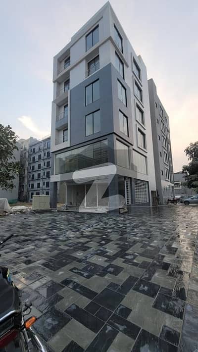 بحریہ ٹاؤن سیکٹر سی بحریہ ٹاؤن,لاہور میں 1 کمرے کا 5 مرلہ دکان 1.2 لاکھ میں کرایہ پر دستیاب ہے۔