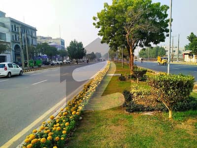 ویلینشیاء ۔ بلاک ای1 ویلینشیاء ہاؤسنگ سوسائٹی,لاہور میں 1 کنال رہائشی پلاٹ 3.3 کروڑ میں برائے فروخت۔