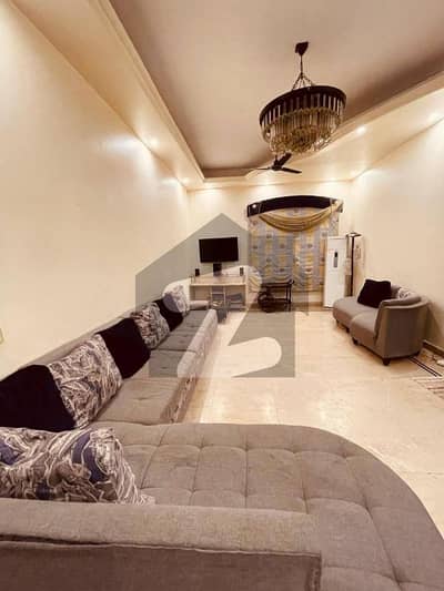 ڈی ایچ اے فیز 7 ڈی ایچ اے ڈیفینس,کراچی میں 4 کمروں کا 12 مرلہ مکان 7.5 کروڑ میں برائے فروخت۔