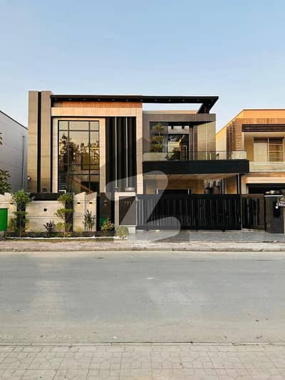 ڈی ایچ اے فیز 7 ڈیفنس (ڈی ایچ اے),لاہور میں 5 کمروں کا 1 کنال مکان 7.5 کروڑ میں برائے فروخت۔