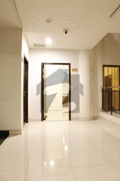 Zarkon Heights 2 Bed Apartment Highway Facing 7th Floor