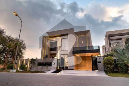 ڈی ایچ اے فیز 6 - بلاک ڈی فیز 6,ڈیفنس (ڈی ایچ اے),لاہور میں 5 کمروں کا 1 کنال مکان 15.25 کروڑ میں برائے فروخت۔