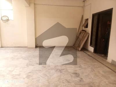 جی ۔ 10/1 جی ۔ 10,اسلام آباد میں 5 کمروں کا 10 مرلہ مکان 8.5 کروڑ میں برائے فروخت۔