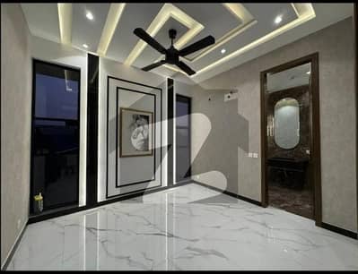 we are offering 2 bed fully furnished apartment