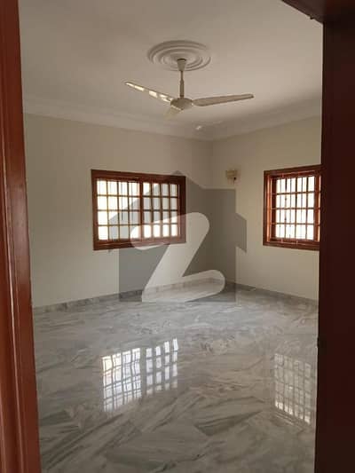 500 Yards Well Maintained Ready to Move Bungalow Dha Phase 5 Badban