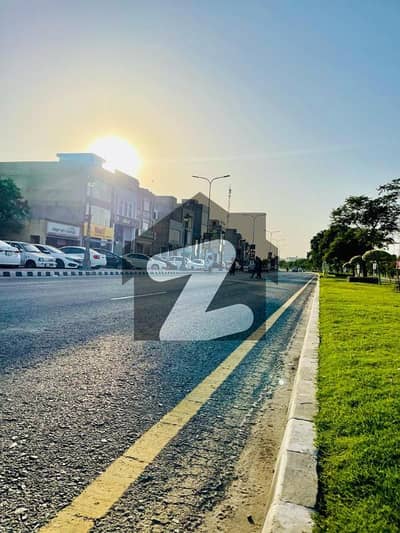 لیک سٹی۔ سیکٹر ایم 7 ۔ بلاک سی 4 لیک سٹی ۔ سیکٹرایم ۔ 7,لیک سٹی,رائیونڈ روڈ,لاہور میں 5 مرلہ رہائشی پلاٹ 65.0 لاکھ میں برائے فروخت۔