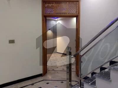 الحفیظ گارڈن - فیز 2 مین کینال بینک روڈ,لاہور میں 5 کمروں کا 5 مرلہ مکان 65.0 ہزار میں کرایہ پر دستیاب ہے۔