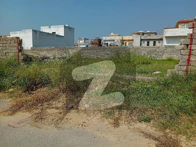واہ کینٹ واہ میں 10 مرلہ کمرشل پلاٹ 1.5 کروڑ میں برائے فروخت۔