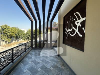 بحریہ گرینز۔ اوورسیز انکلیو بحریہ ٹاؤن فیز 8,بحریہ ٹاؤن راولپنڈی,راولپنڈی میں 3 کمروں کا 10 مرلہ بالائی پورشن 60.0 ہزار میں کرایہ پر دستیاب ہے۔