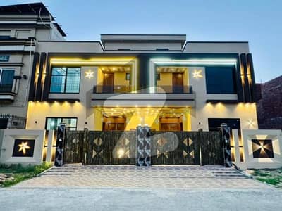 سٹی ہاؤسنگ سوسائٹی گوجرانوالہ میں 4 کمروں کا 5 مرلہ مکان 3.8 کروڑ میں برائے فروخت۔