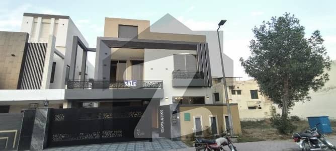 بحریہ آرچرڈ فیز 2 بحریہ آرچرڈ,لاہور میں 5 کمروں کا 10 مرلہ مکان 3.5 کروڑ میں برائے فروخت۔