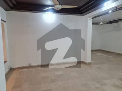 F-10 Size 600 Ground portion 2Bed Rent 155000 not Real Pictures