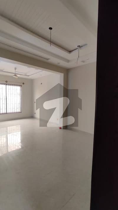 Lower Portion 5 Marla Available In Park View City