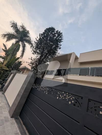 Brand New 8 Bedrooms House For Rent- prime location