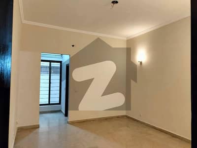 Beautiful House Good Location