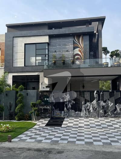 10 Marla Ultra Modern Brand New House For Sale In DHA PHASE 7 Lahore.