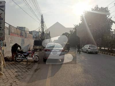 ٹاؤن شپ لاہور میں 7 مرلہ مکان 4.5 کروڑ میں برائے فروخت۔