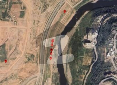 8 Marla Commercial In DHA 4 RVR