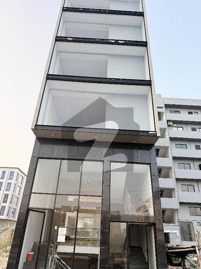 BUILDING FOR RENT PRIME LOCATION OF PHASE 8