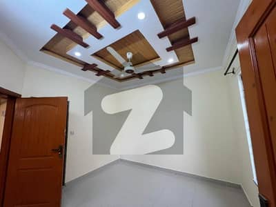 Avail Yourself A Great 5 Marla Upper Portion In D-12/4