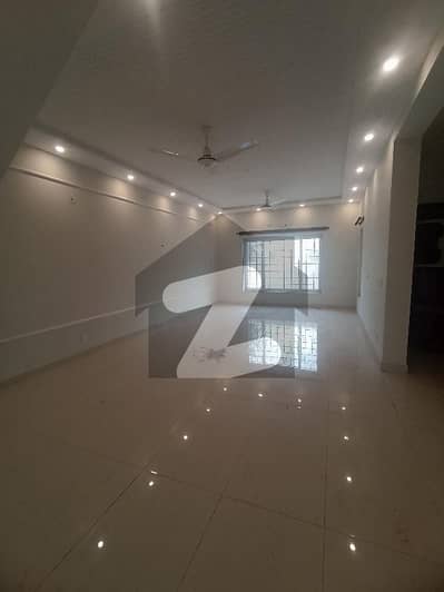 10 Marla House Available For Rent. Bahria Enclave Islamabad.