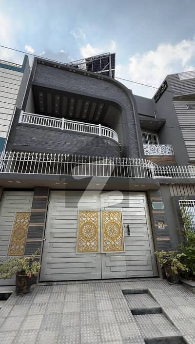 اسراء ولیج حیدر آباد میں 16 مرلہ مکان 8.0 کروڑ میں برائے فروخت۔