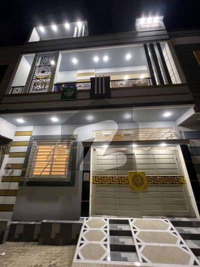 سادی ٹاؤن - بلاک 5 سعدی ٹاؤن,سکیم 33,کراچی میں 4 کمروں کا 5 مرلہ مکان 2.4 کروڑ میں برائے فروخت۔