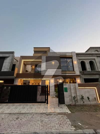 BRAND NEW HOUSE FOR SALE IN CENTRAL BLOCK BAHRIA ORCHARD LAHORE GOOD LOCATION
