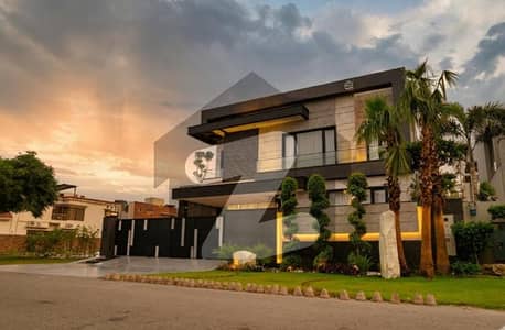 ڈی ایچ اے فیز 6 ڈیفنس (ڈی ایچ اے),لاہور میں 5 کمروں کا 1 کنال مکان 25.5 کروڑ میں برائے فروخت۔