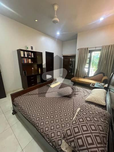 ڈی ایچ اے فیز 8 ڈی ایچ اے ڈیفینس,کراچی میں 4 کمروں کا 5 مرلہ مکان 6.49 کروڑ میں برائے فروخت۔