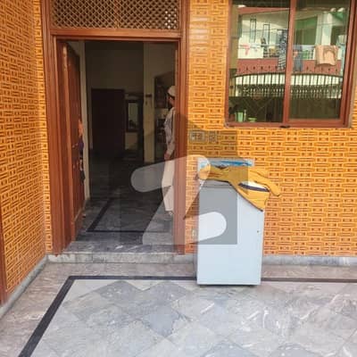 لاہور میڈیکل ہاؤسنگ سوسائٹی لاہور میں 2 کمروں کا 10 مرلہ مکان 75.0 ہزار میں کرایہ پر دستیاب ہے۔