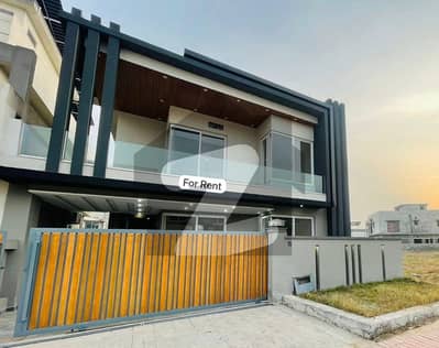 بحریہ ٹاؤن فیز 8 ۔ بلاک ای بحریہ ٹاؤن فیز 8,بحریہ ٹاؤن راولپنڈی,راولپنڈی میں 5 کمروں کا 10 مرلہ مکان 1.2 لاکھ میں کرایہ پر دستیاب ہے۔