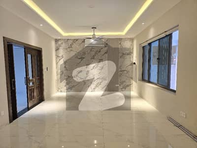 ایف ۔ 6 اسلام آباد میں 7 کمروں کا 1 کنال مکان 13.5 لاکھ میں کرایہ پر دستیاب ہے۔