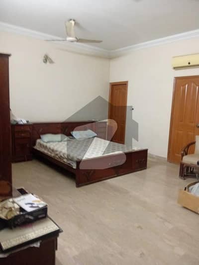 North Karachi - Sector 8 House Sized 120 Square Yards For Sale