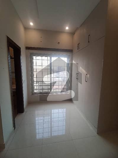 بحریہ انکلیو بحریہ ٹاؤن,اسلام آباد میں 4 کمروں کا 10 مرلہ مکان 1.28 لاکھ میں کرایہ پر دستیاب ہے۔