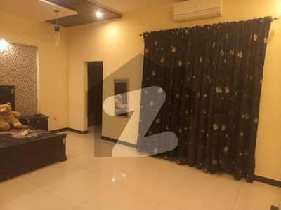 واپڈا ٹاؤن فیز 1 - بلاک جے1 واپڈا ٹاؤن فیز 1,واپڈا ٹاؤن,لاہور میں 6 کمروں کا 1 کنال مکان 6.75 کروڑ میں برائے فروخت۔