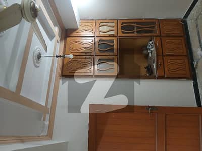 جی ۔ 13/1 جی ۔ 13,اسلام آباد میں 2 کمروں کا 4 مرلہ زیریں پورشن 45.0 ہزار میں کرایہ پر دستیاب ہے۔