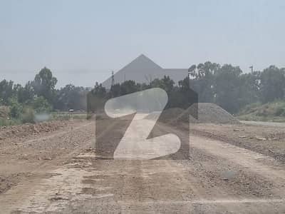 سی سوالہ اسلام آباد میں 1 کنال رہائشی پلاٹ 2.2 کروڑ میں برائے فروخت۔