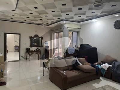 Highly-Desirable Lower Portion Available In Johar Town For rent