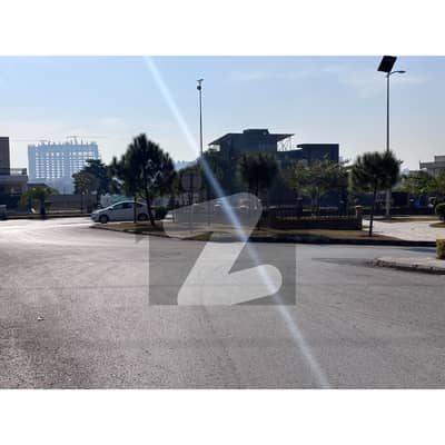 1 Kanal Boulevard Back South Face Plot Near ARL Park