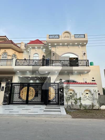 بش ایگزیکٹو ولاز ملتان میں 4 کمروں کا 5 مرلہ مکان 1.95 کروڑ میں برائے فروخت۔