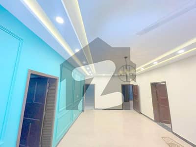 Newly Renovated 5 Beds House F-11 For Rent