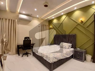 ڈی ایچ اے فیز 7 ڈیفنس (ڈی ایچ اے),لاہور میں 5 کمروں کا 1 کنال مکان 5.75 لاکھ میں کرایہ پر دستیاب ہے۔