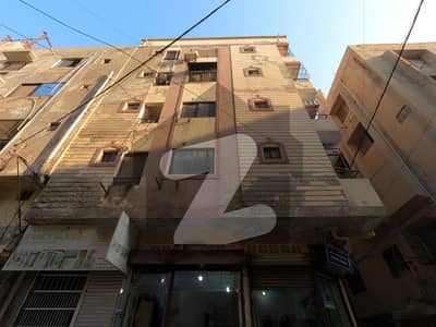 بدر کمرشل ایریا ڈی ایچ اے فیز 5,ڈی ایچ اے ڈیفینس,کراچی میں 2 کمروں کا 4 مرلہ فلیٹ 85.0 لاکھ میں برائے فروخت۔