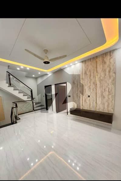 10 Marla House For Sale In Air Avenue - Block M Lahore In Only Rs. 49000000