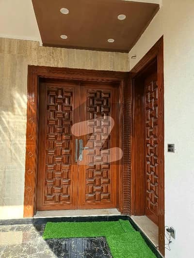 گلشن آباد راولپنڈی میں 4 کمروں کا 10 مرلہ مکان 65.0 ہزار میں کرایہ پر دستیاب ہے۔